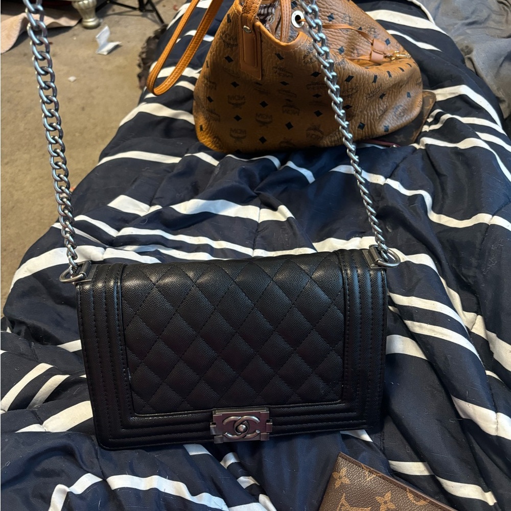 Huge moving sale don’t miss out